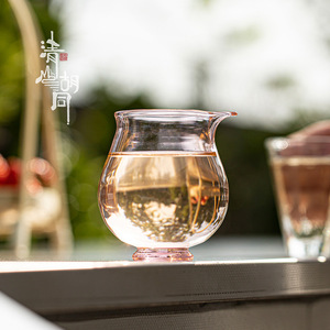 Taza de cristal Xiao Fu, dispensador de té minimalista resistente al calor de pequeña capacidad para el té de la tarde para adultos - Product Image 1