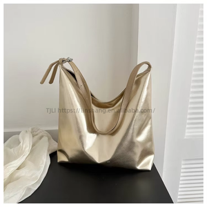 Wholesale Summer Lacquer Popular Bag Female New Trend Fashion Crossbody Tote Bag Sling Wholesale Lady <b>Handbags</b> for Women - Product Image 5