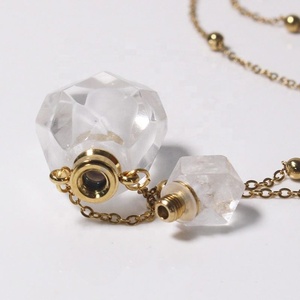 Collier diffuseur de parfum en pierres précieuses naturelles Zyo Jewelry, avec bouteille en cristal d'améthyste et quartz - Product Image 2