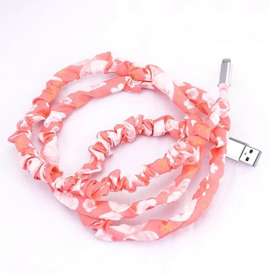 มีสีสัน