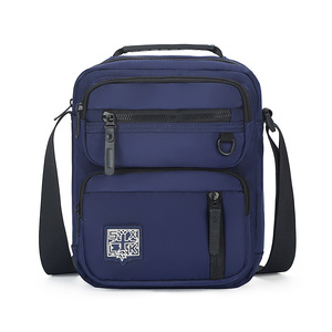 Sac à bandoulière pour homme, sac messager, OEM/ODM, mode outdoor, personnalisé, imperméable, tissu de haute qualité - Product Image 1