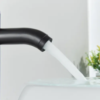 Robinet de salle de bain moderne noir à une poignée Robinet de lavabo Mélangeur d'eau froide et chaude Robinet de lavabo