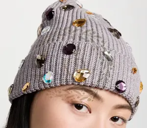 KD Beanie Manufacture Custom OEM ODM Acryl Kristall verzierungen Gerippte Strick Candy Crystal Beanie Hut