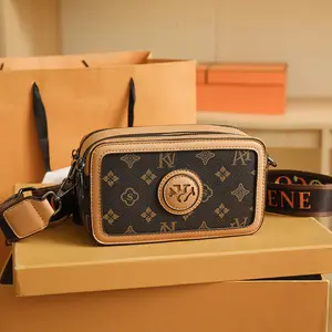 Groothandel Mode Westerse Stijl Vrouwen Crossbody Tas Nieuwe Bedrukte Camera Messenger Tas Netto Rode Portemonnee Cameratas Leer