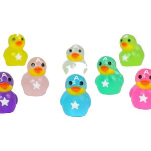 Miniature en plastique 3D en forme de A, canard bébé lumineux, matériau créatif pour pendentif de jeu de sable DIY, nouvelle arrivée, vente en gros - Product Image 4