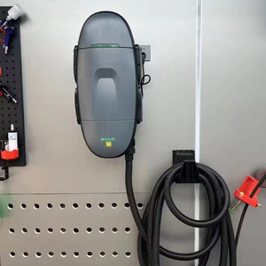 Paquete Completo de Equipamiento para Estudio de Detallado de Autos: Lavadora de Alta Presión, Mezclador de Líquido, Enrollador de Manguera, Aspiradora y Piso Antideslizante - Product Image 4