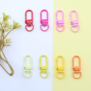 ฮาร์ดแวร์โลหะผสมสังกะสี 3 จุด ห่วงคล้องกุญแจประตูขนาดเล็ก ทาสีสีสันสดใส อุปกรณ์เสริม DIY สำหรับให้เป็นของขวัญ - Product Image 3