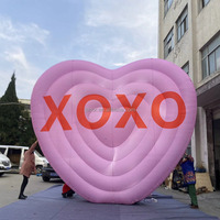 Ballon géant en forme de cœur pour la Saint-Valentin, impression numérique, batterie au lithium, matériau durable, installation facile, ventilateur intégré, prise secteur