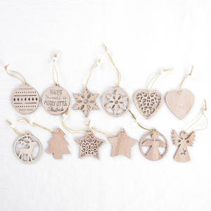 2025 Fábrica Nuevo diseño Adornos navideños de alta calidad Copo de nieve navideño de madera en caja para Navidad - Product Image 1