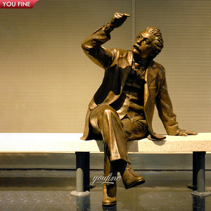Personalizzato Famoso Antico Fusione di Bronzo <span class=keywords><strong>Albert</strong></span> Einstein Scultura In Metallo Celebrità Statua - Product Image 1