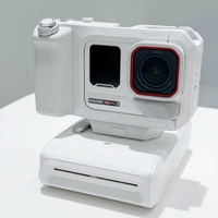 Vente en gros Insta360 Ace Pro 2 Glacier White Play Set, Caméra d'action avec vidéo 8K, écran rabattable de 2,4 pouces, double puce IA, objectif Leica, en vrac