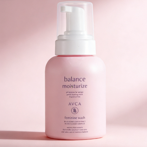 AVCA Pure Bubble, Jabón Íntimo Femenino de Bajo pH, Espuma Suave, Limpiador Íntimo con Extracto de Centella Asiática y Manzanilla, Calmante e Hidratante - Product Image 1