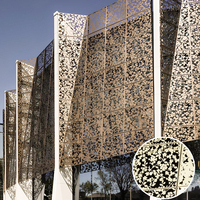 Panneaux de bardage extérieur en aluminium perforé pour façade architecturale moderne, pour centre commercial, villa, hôtel, hôpital, design découpé au laser