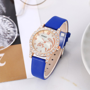 Orologio al Quarzo di Lusso da Donna con Motivo Delfino, Cinturino in Pelle da 20mm, Quadrante con Cristalli e Cassa in Lega - Product Image 2