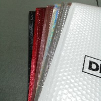 Stock OEM Enveloppes d'emballage écologiques et personnalisées en noir et rose avec airbags à adhésif fort, enveloppes à bulles rembourrées indéchirables