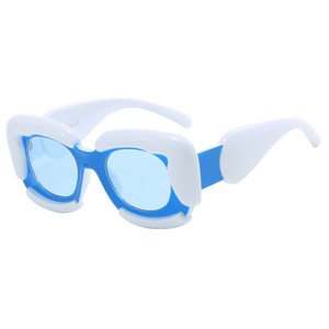Lunettes de soleil unisexes tendance à monture carrée large et cerclée, avec verres UV400, légères, de haute qualité à prix abordable - Product Image 1