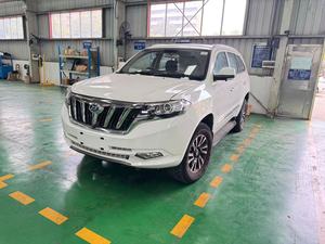 Foday Lanfu Left Hand Drive Diesel SUV 7 Asientos Automático Coche Usado con Asientos <span class=keywords><strong>de</strong></span> Cuero y Techo Solar - Product Image 3