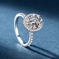 Cincin Batu Mosan 2 Karat Mewah Berlian Penuh Oval Empat Cakar Perak Sterling 925 Perhiasan Halus Cincin Pernikahan Moissanite untuk Wanita