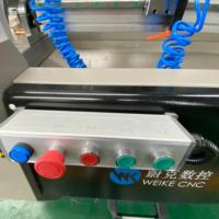 Fresadora CNC de Alta Potencia WEIKE, Husillo de Alta Velocidad de 7000 W y 18000 rpm, Accionamiento por Motor PLC para Perfiles de Ventanas y Puertas de Aluminio