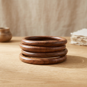 Bracelets en bois en gros pour femmes, finition polie et lisse, pour tenues décontractées et traditionnelles, bracelet personnalisé en bambou et bois de santal, bijoux de bras géométriques - Product Image 1