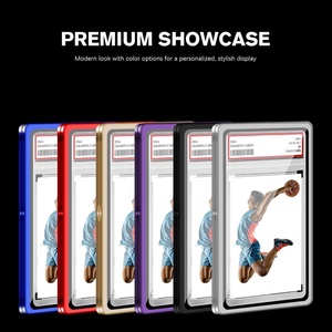 Étui de protection pour cartes à collectionner en carton écologique personnalisable de qualité supérieure, avec protection en verre trempé, protection UV, finition brillante - Product Image 2