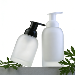 Flacon pompe en verre givré de 250 ml et 350 ml pour savon moussant cosmétique, nettoyant visage et corps. - Product Image 3