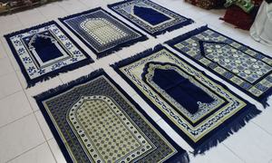 Tapis de prière islamique en velours Namaz sajhadah, Seccade de Namaz musulman | 500 grammes - Product Image 6