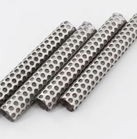 Tube perforé en acier inoxydable sur mesure, tuyau perforé pour système de filtration et de drainage industriel