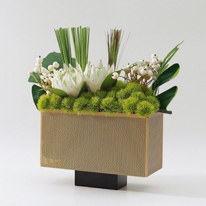 Modern Minimalist Iron <b>Rectangular</b> Grid <b>Flower</b> <b>Pot</b> Gold Wrought Hollow Vase Hotel Indoor Decor Planters - Product Image 2