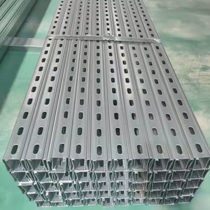 Acero Estructural para Estructuras Solares Conformado en Frío Q235 con Certificación ISO <span class=keywords><strong>EC</strong></span> de Jchx, Acero Ranurado Galvanizado Unistrut, Canal en U - Product Image 3