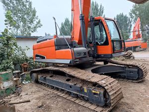 Excavatrice hydraulique d'occasion DX225LC-9C (Dongshan) avec hydraulique haute sensibilité, équipement pour travaux de terrassement et d'agrandissement des terrains - Product Image 5