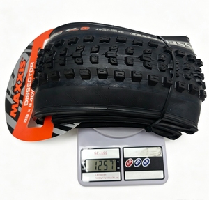 <span class=keywords><strong>Pneu</strong></span> de <span class=keywords><strong>VTT</strong></span> MAXXIS DISSECTOR downhill 3C maxxgrip <span class=keywords><strong>tubeless</strong></span> ready TR, motif MTB, 50 PSI, 29x2.40WT - Product Image 6