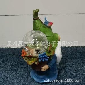 Solar Resin Garden Gnome Light With <b>Led</b> Glass <b>Ball</b> Water Resistant Outdoor Decoration Free Standing - Product Image 4