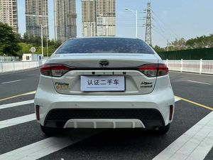 <span class=keywords><strong>Toyota</strong></span> <span class=keywords><strong>Corolla</strong></span> <span class=keywords><strong>Hybride</strong></span> <span class=keywords><strong>2021</strong></span> 1.8L Édition <span class=keywords><strong>Sport</strong></span> Cuir Foncé Extérieur Blanc Phares LED Pleine Grandeur Noirs Régulateur de Vitesse Adaptatif R17 - Product Image 6