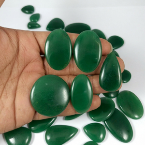 Venta al por mayor de cabujones de aventurina verde natural pulidos a mano de Radha Arts, formas mixtas de 20mm-40mm, piedras preciosas sueltas de Rajasthan para bricolaje - Product Image 1