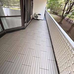 Terraza PE enclavamiento a presión clic tablero salida de fábrica coextrusión DIY WPC patio cubierta <span class=keywords><strong>azulejos</strong></span> - Product Image 5