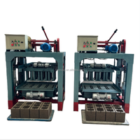 Machine à fabriquer des briques emboîtables, extrudeuse à vide avec moteur et roulement