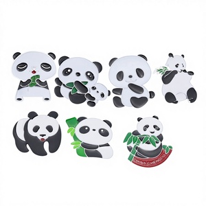 Portachiavi Creativo Personalizzato in Lega di Zinco a Forma di Panda Cartone Animato, Souvenir da Viaggio, Piccolo Ciondolo - Product Image 1