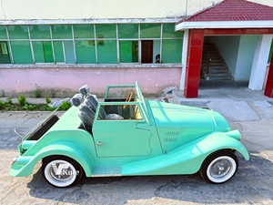 Factory Direct Sales Luxury Electric Scooter Car Adults Smart Shopping Golf Three-wheel <b>Float</b> Mini Car 2-seater Car dune Buggy - Product Image 3