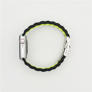 Correa de Silicona de Dos Colores con Tres Cuentas para <span class=keywords><strong>Apple</strong></span> <span class=keywords><strong>Watch</strong></span> Ultra9876543210 Generation <span class=keywords><strong>Se</strong></span> Sports, con Embalaje de Metal Desnudo CN None - Product Image 2