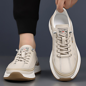 ชิโลวารองเท้าผ้าใบลำลองสำหรับผู้ชายระบายอากาศได้ดี พื้นรองเท้ายางส้นเตี้ย รองเท้ากีฬาเพื่อการพักผ่อน ดีไซน์พู่เย็บสีขาว - Product Image 3