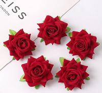 Têtes de roses en velours rouge vin, roses profondément rouges, fleurs de mariage, décoration de mariage, fleurs artificielles en gros