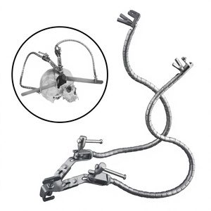 Retractor Cerebral Leyla de Alta Calidad de Medtrust Surgical, Juego de Retractores de Dos Brazos, Instrumentos Ortopédicos Reutilizables de Acero Inoxidable - Product Image 1