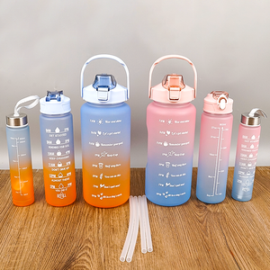 Botella de Agua Deportiva Personalizada Clásica 3 en 1 de Plástico para Gimnasio de 2000 ml con Logotipo - Product Image 6