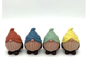 Creativo natale resina gnomo statueChristmas carino piccolo ornamento nano decorazioni natalizie da giardino - Product Image 1