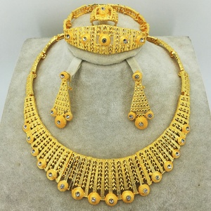 2026 Vintage Crystal Jewelry <b>Set</b> 18K Gold Plated <b>Necklace</b> Earrings Ring Engagement Anniversary Fashionable Big Size Flower Shape - Product Image 3