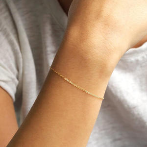 Beliebtes Hochwertiges Nicht-Verblassendes Edelstahl-Armband Einfaches Basis-Gold Multi-Stil Kubanische Box-Kette Armband Geschenke für Frauen - Product Image 3