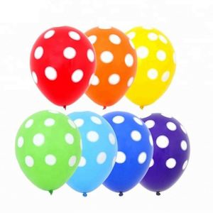 Ballons en latex à pois rouges, blancs et verts de 12 pouces pour la décoration de fêtes d'anniversaire et de mariages, avec impression de pois - Product Image 1
