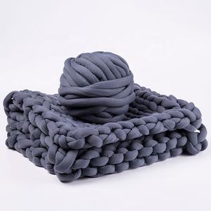 Benang Chunky Tube Lengan Tangan Rajut Fuzzy Vegan Braid Polyester Dijepit Benang Tabung Coton - Product Image 1