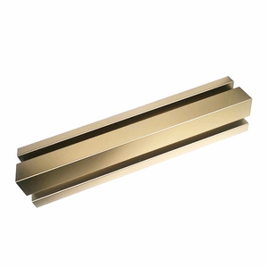 Moldura de Pared de Acero Inoxidable 201 304 Dorada de Tamaño Personalizado, Rodapié Metálico Ondulado para Decoración de Paredes de <span class=keywords><strong>TV</strong></span> y Pasillos - Product Image 3